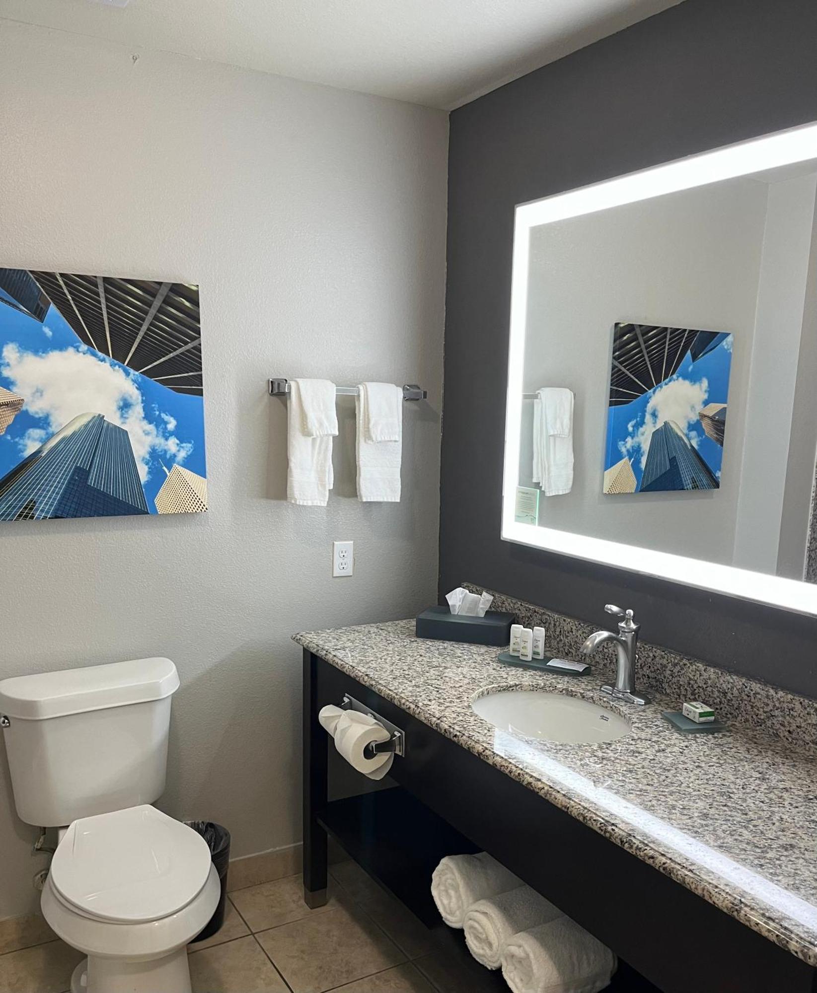 La Quinta By Wyndham Houston Energy Corridor Hotell Exteriör bild