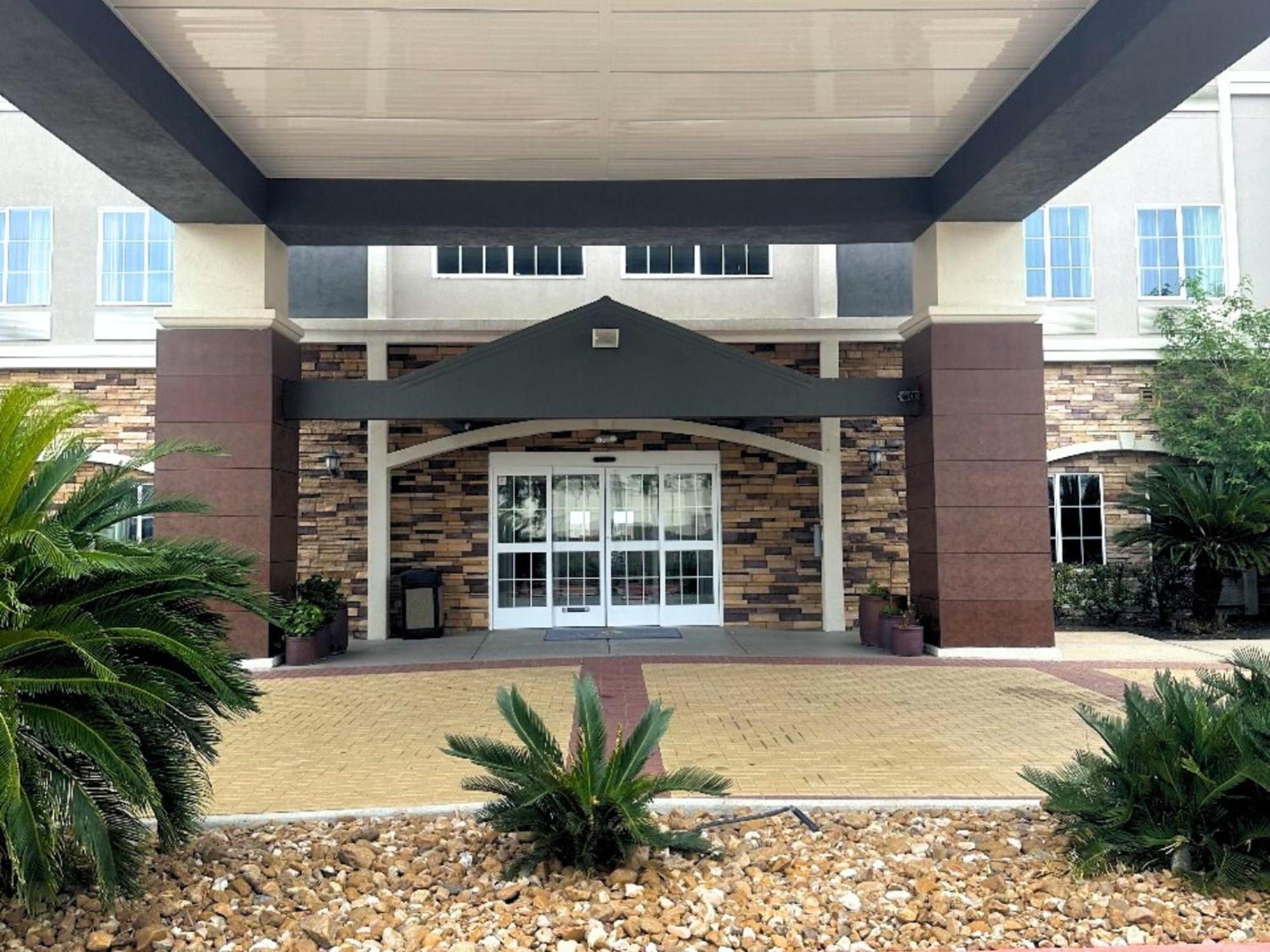 La Quinta By Wyndham Houston Energy Corridor Hotell Exteriör bild